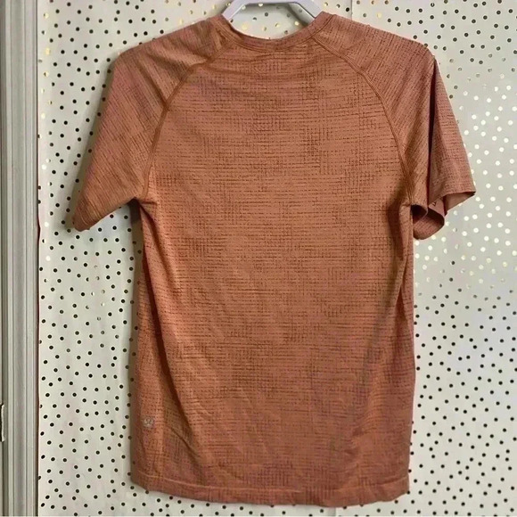 Lululemon Mens Swiftly Shirt - Picture 6 of 6